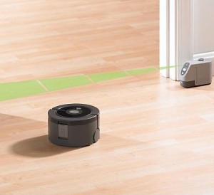 iRobot Scooba 230 with Virtual Wall.JPG